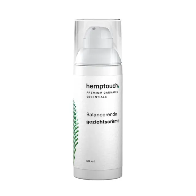 een close-up van een fles deodorant op een witte achtergrond.