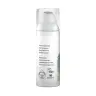 een witte fles deodorant op een witte achtergrond. miniatuur